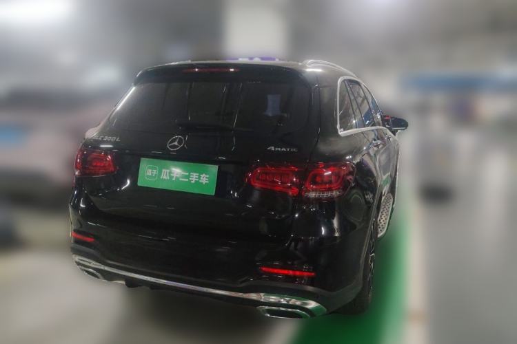 Used Mercedes-Benz GLC 2021 GLC 300 L 4MATIC Dynamic Model Rear Right 45 Deg
