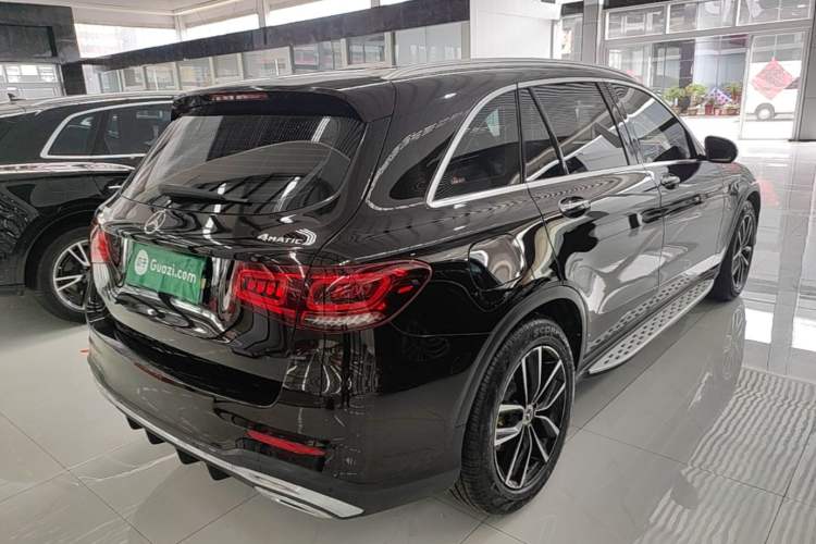 Used Mercedes-Benz GLC 2021 GLC 300 L 4MATIC Dynamic Model Rear Right 45 Deg
