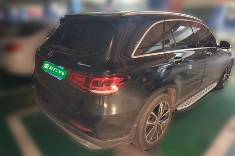 Used Mercedes-Benz GLC 2021 GLC 300 L 4MATIC Dynamic Model Rear Right 45 Deg