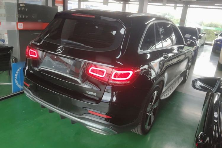 Used Mercedes-Benz GLC 2021 GLC 300 L 4MATIC Luxury Model Rear Right 45 Deg