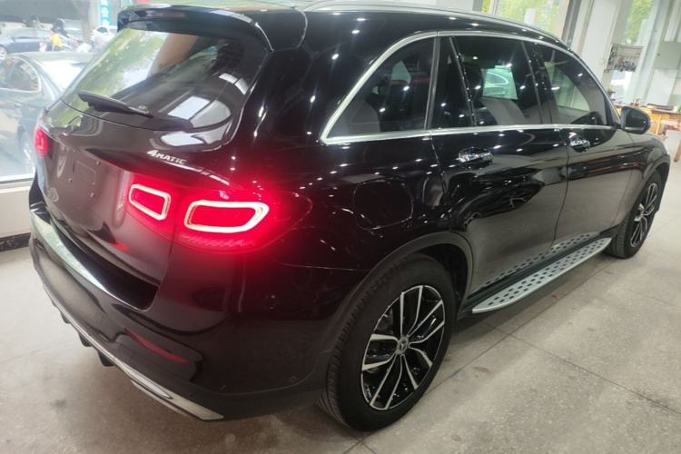 Used Mercedes-Benz GLC 2021 GLC 300 L 4MATIC Dynamic Model Rear Right 45 Deg
