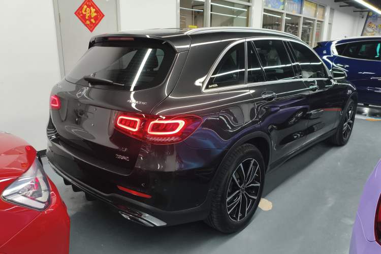 Used Mercedes-Benz GLC 2021 GLC 260 L 4MATIC Luxury Model Rear Right 45 Deg