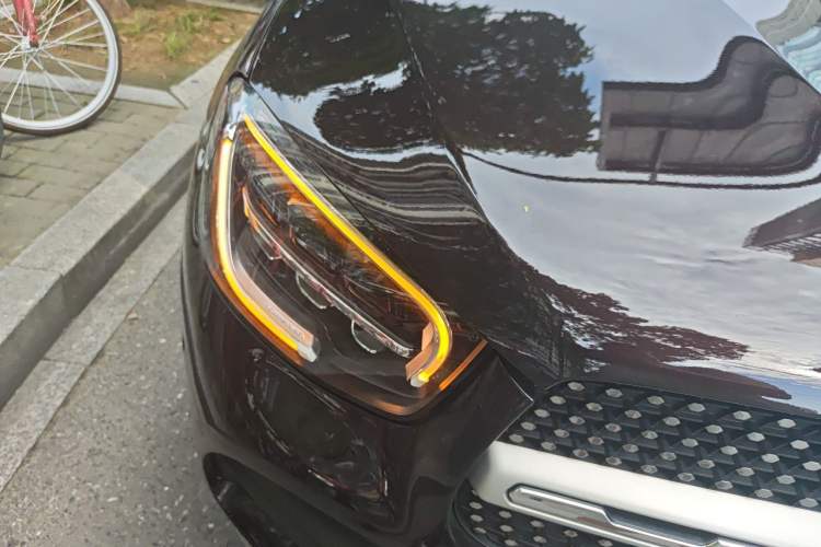 Used Mercedes-Benz GLC 2021 GLC 300 L 4MATIC Dynamic Model Right Front Headlight