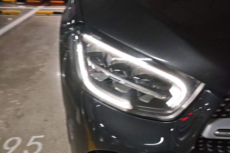 Used Mercedes-Benz GLC 2021 GLC 300 L 4MATIC Dynamic Model Right Front Headlight
