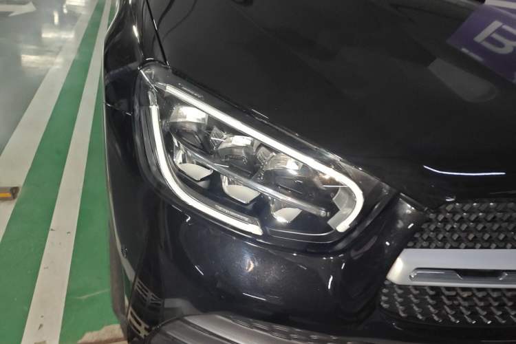 Used Mercedes-Benz GLC 2021 GLC 300 L 4MATIC Dynamic Model Right Front Headlight