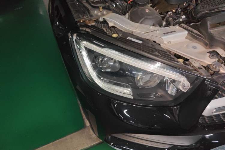 Used Mercedes-Benz GLC 2021 GLC 300 L 4MATIC Luxury Model Right Front Headlight