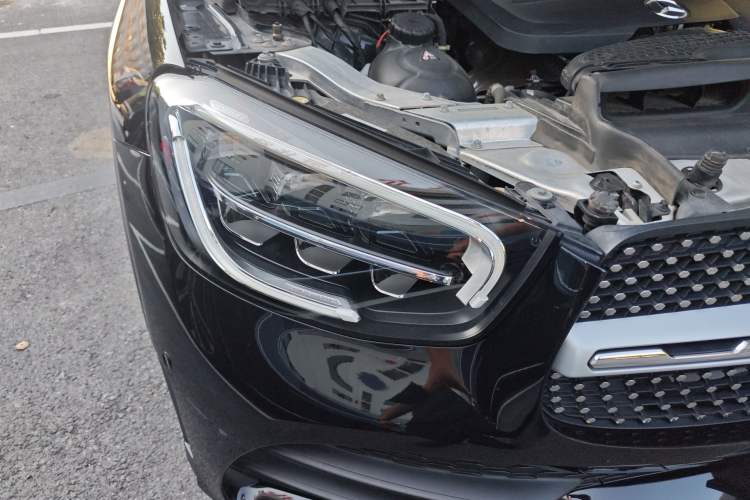 Used Mercedes-Benz GLC 2021 GLC 300 L 4MATIC Dynamic Model Right Front Headlight