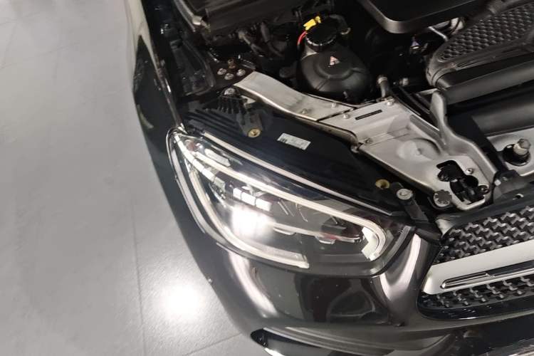 Used Mercedes-Benz GLC 2021 GLC 300 L 4MATIC Dynamic Model Right Front Headlight