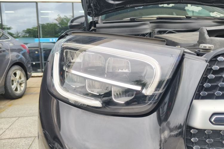 Used Mercedes-Benz GLC 2021 GLC 260 L 4MATIC Luxury Model Right Front Headlight
