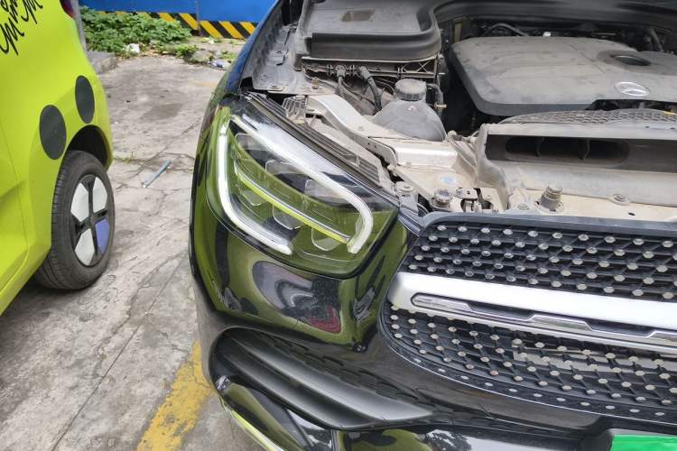 Used Mercedes-Benz GLC 2021 GLC 300 L 4MATIC Dynamic Model Right Front Headlight