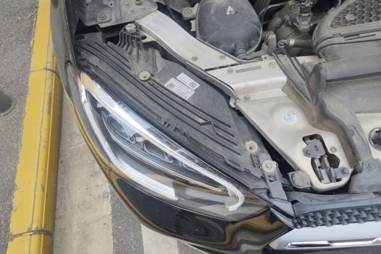 Used Mercedes-Benz GLC 2021 GLC 300 L 4MATIC Dynamic Model Right Front Headlight