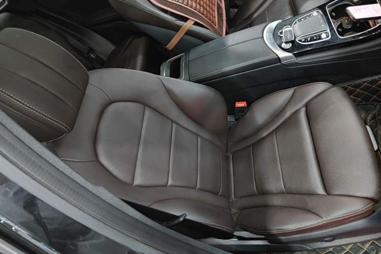 Used Mercedes-Benz GLC 2021 GLC 260 L 4MATIC Dynamic Edition Right Front Seat