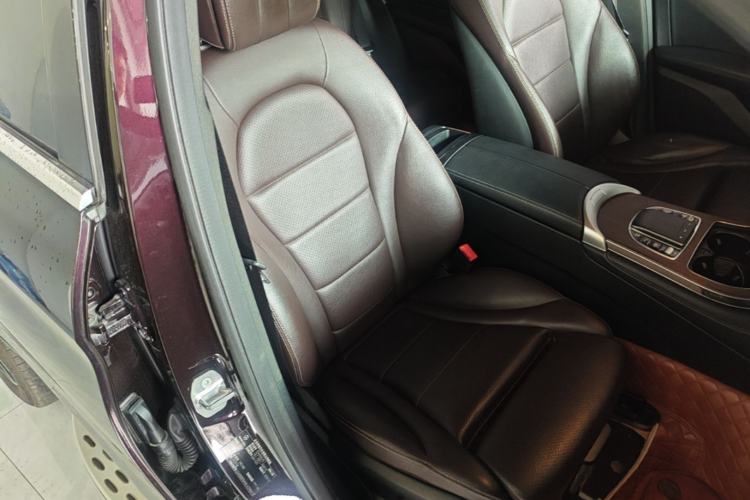 Used Mercedes-Benz GLC 2021 GLC 300 L 4MATIC Dynamic Model Right Front Seat
