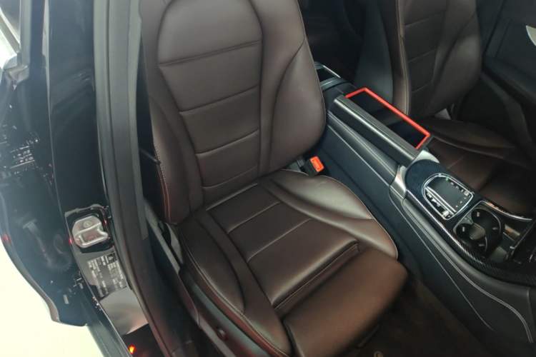 Used Mercedes-Benz GLC 2021 GLC 260 L 4MATIC Dynamic Edition Right Front Seat