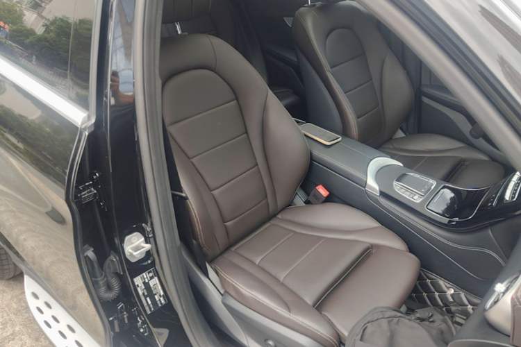 Used Mercedes-Benz GLC 2021 GLC 260 L 4MATIC Dynamic Edition Right Front Seat
