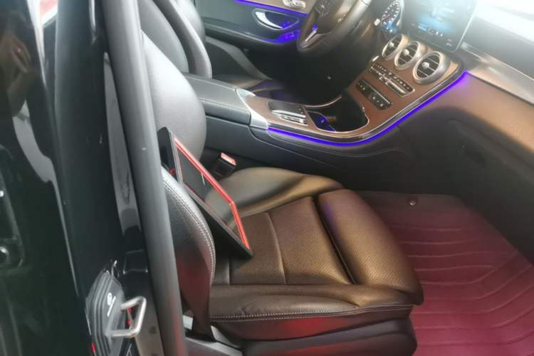 Used Mercedes-Benz GLC 2021 GLC 300 L 4MATIC Dynamic Model Right Front Seat