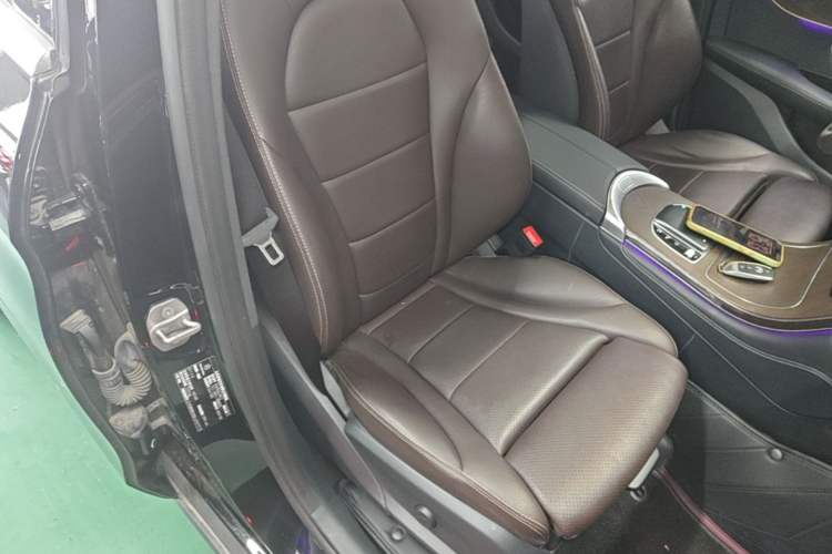 Used Mercedes-Benz GLC 2021 GLC 260 L 4MATIC Luxury Model Right Front Seat