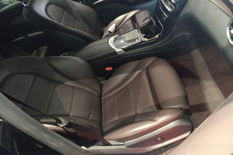 Used Mercedes-Benz GLC 2021 GLC 260 L 4MATIC Dynamic Edition Right Front Seat