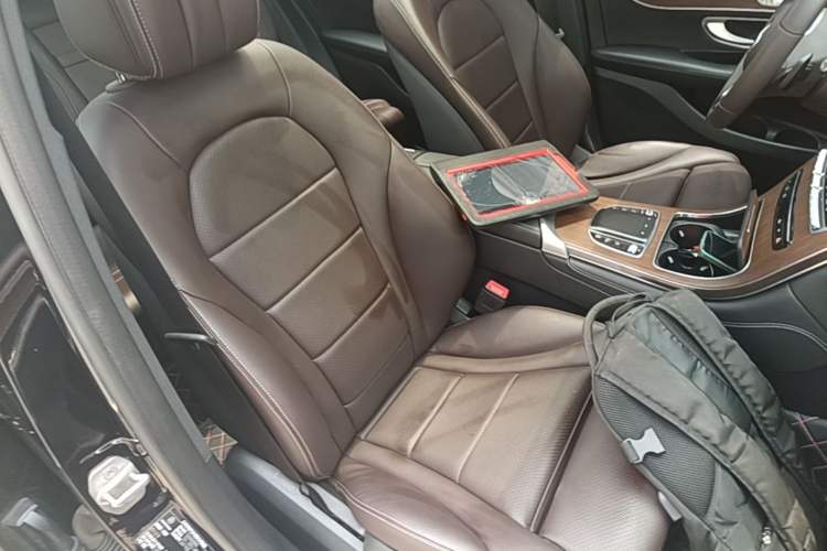 Used Mercedes-Benz GLC 2021 GLC 300 L 4MATIC Dynamic Model Right Front Seat