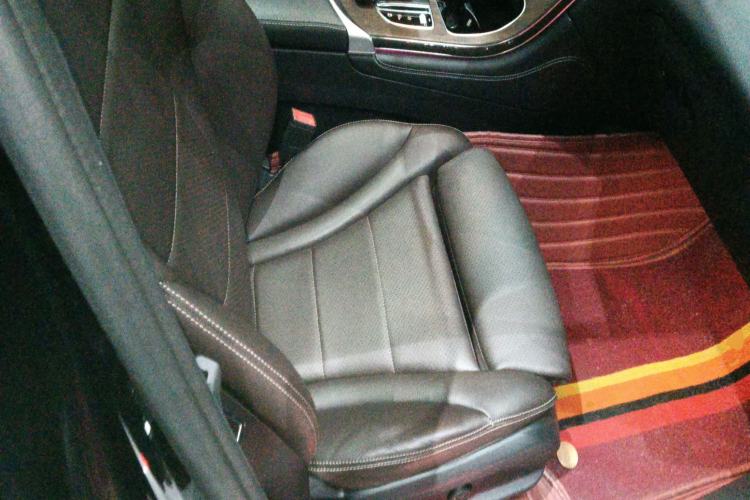 Used Mercedes-Benz GLC 2021 GLC 260 L 4MATIC Luxury Model Right Front Seat