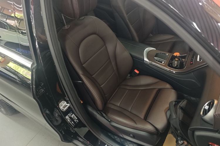 Used Mercedes-Benz GLC 2021 GLC 260 L 4MATIC Luxury Model Right Front Seat