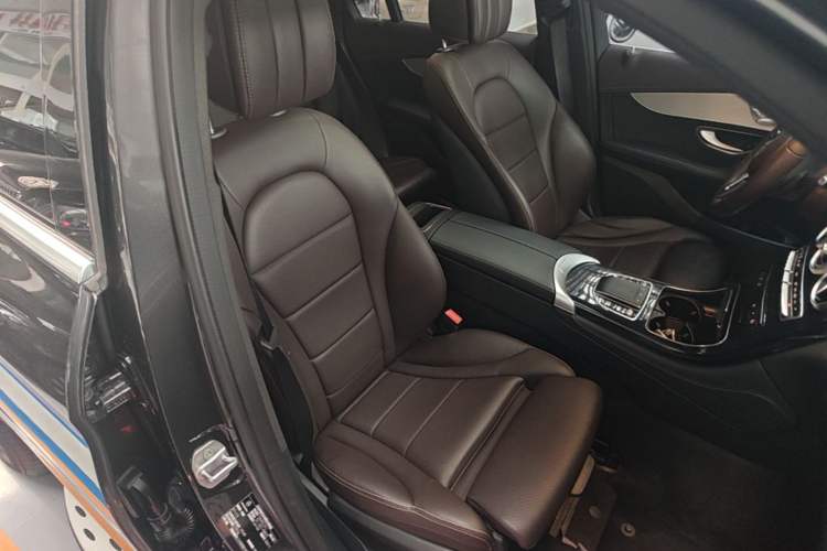 Used Mercedes-Benz GLC 2021 GLC 260 L 4MATIC Dynamic Edition Right Front Seat