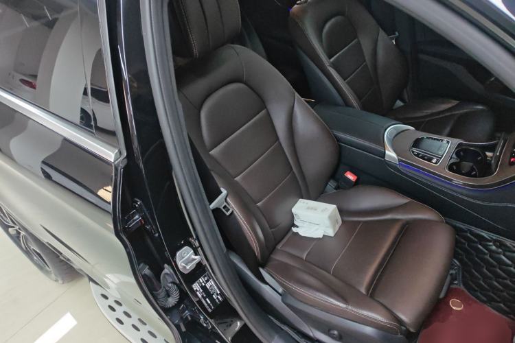 Used Mercedes-Benz GLC 2021 GLC 260 L 4MATIC Luxury Model Right Front Seat