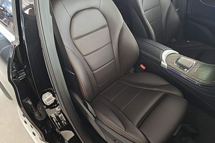Used Mercedes-Benz GLC 2021 GLC 260 L 4MATIC Luxury Model Right Front Seat