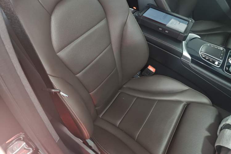 Used Mercedes-Benz GLC 2021 GLC 260 L 4MATIC Dynamic Edition Right Front Seat