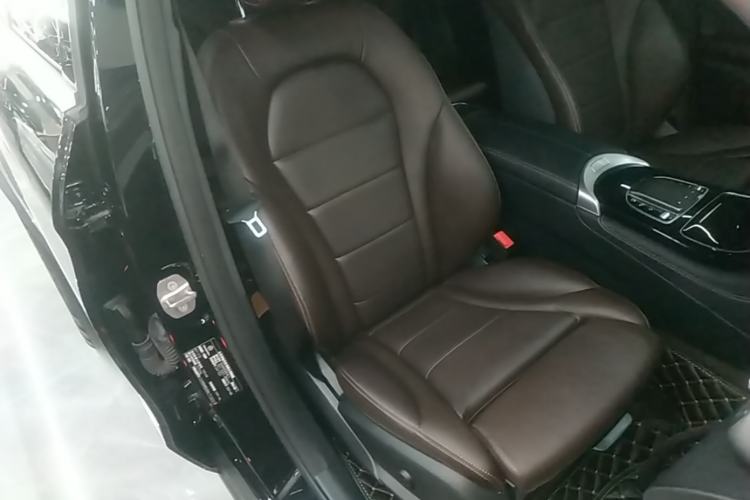 Used Mercedes-Benz GLC 2021 GLC 260 L 4MATIC Dynamic Edition Right Front Seat