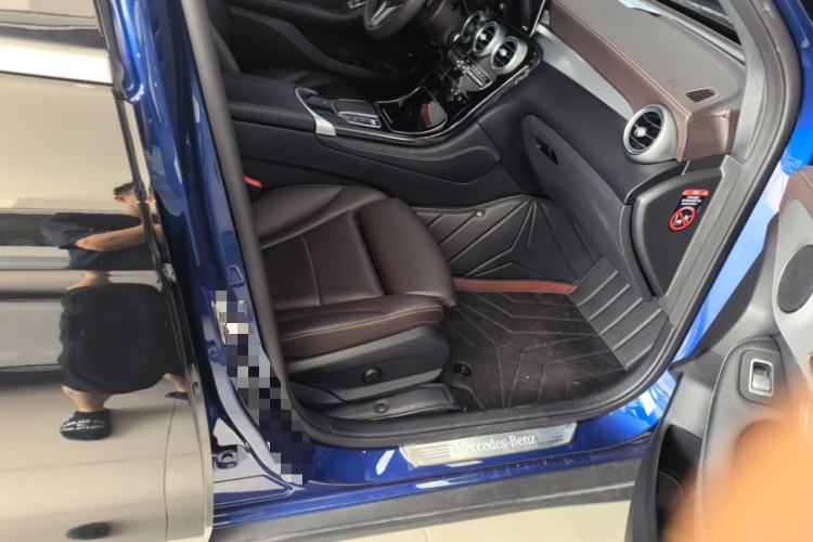 Used Mercedes-Benz GLC 2021 GLC 260 L 4MATIC Dynamic Edition Right Front Seat