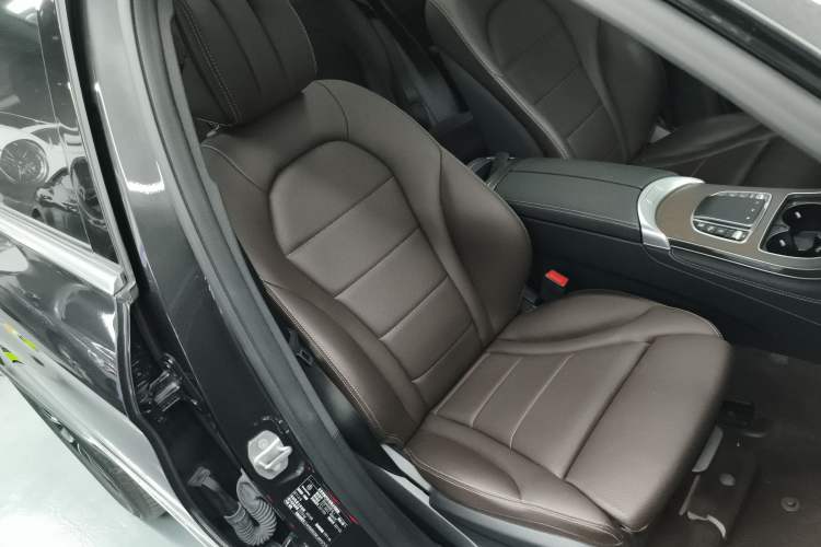 Used Mercedes-Benz GLC 2021 GLC 260 L 4MATIC Luxury Model Right Front Seat
