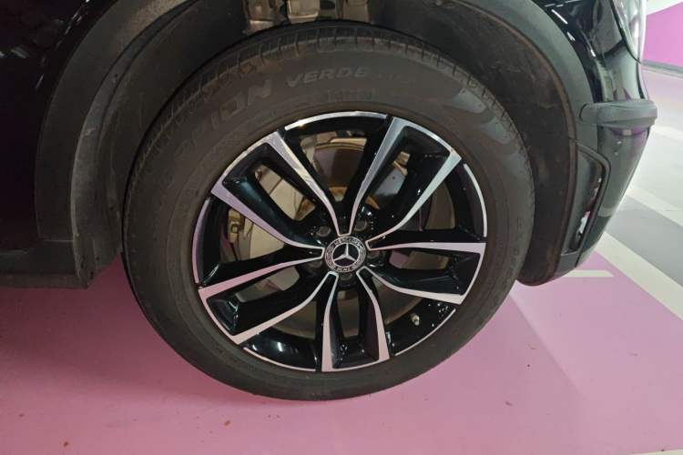 Used Mercedes-Benz GLC 2021 GLC 260 L 4MATIC Luxury Model Right Front Wheel Hub