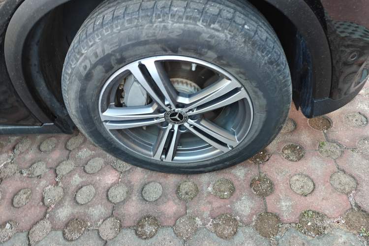 Used Mercedes-Benz GLC 2021 GLC 260 L 4MATIC Dynamic Edition Right Front Wheel Hub