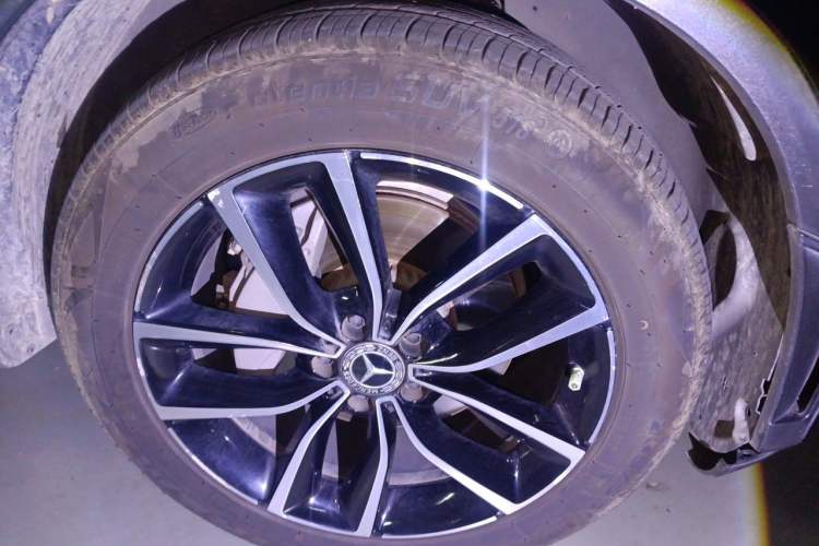 Used Mercedes-Benz GLC 2021 GLC 260 L 4MATIC Luxury Model Right Front Wheel Hub