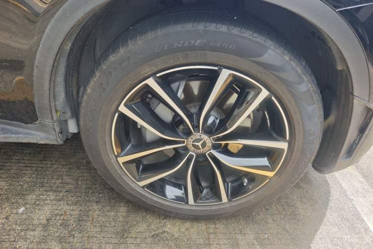 Used Mercedes-Benz GLC 2021 GLC 300 L 4MATIC Dynamic Model Right Front Wheel Hub
