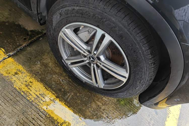 Used Mercedes-Benz GLC 2021 GLC 260 L 4MATIC Dynamic Edition Right Front Wheel Hub