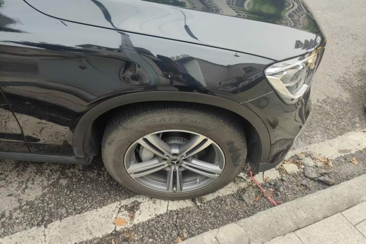 Used Mercedes-Benz GLC 2021 GLC 260 L 4MATIC Dynamic Edition Right Front Wheel Hub