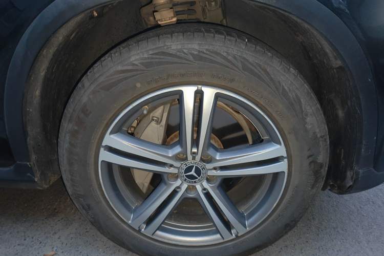 Used Mercedes-Benz GLC 2021 GLC 260 L 4MATIC Dynamic Edition Right Front Wheel Hub