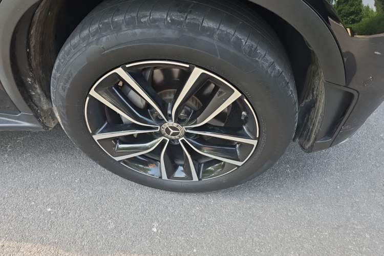 Used Mercedes-Benz GLC 2021 GLC 300 L 4MATIC Dynamic Model Right Front Wheel Hub