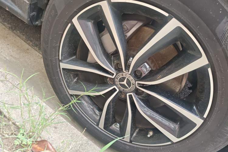 Used Mercedes-Benz GLC 2021 GLC 260 L 4MATIC Luxury Model Right Front Wheel Hub
