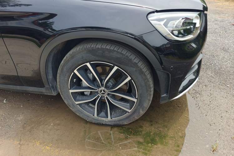 Used Mercedes-Benz GLC 2021 GLC 260 L 4MATIC Luxury Model Right Front Wheel Hub