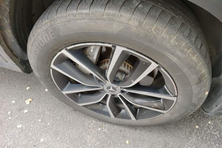 Used Mercedes-Benz GLC 2021 GLC 260 L 4MATIC Luxury Model Right Front Wheel Hub