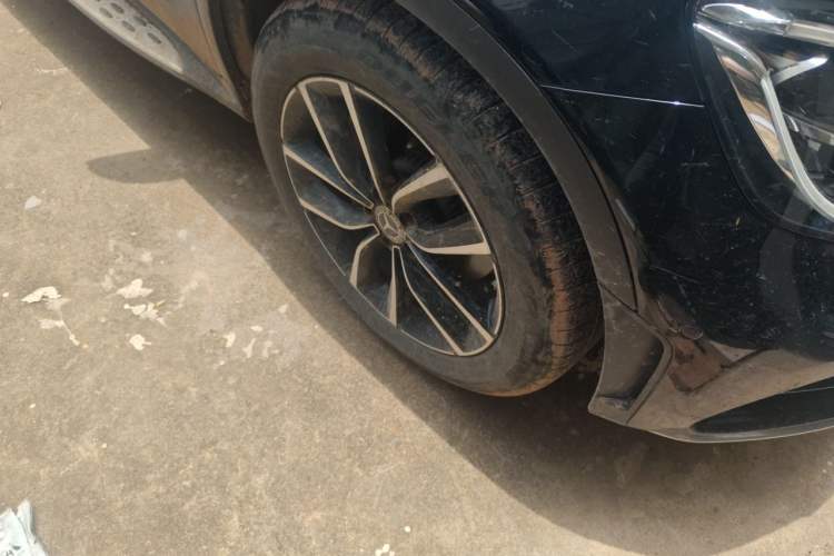 Used Mercedes-Benz GLC 2021 GLC 300 L 4MATIC Dynamic Model Right Front Wheel Hub