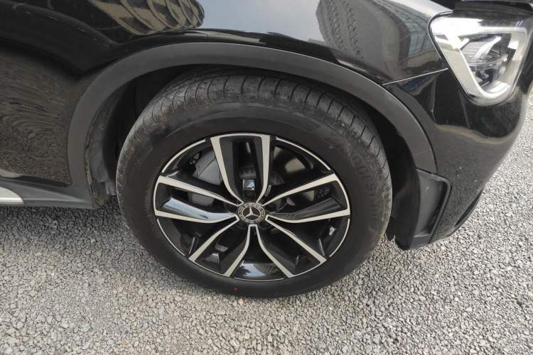 Used Mercedes-Benz GLC 2021 GLC 300 L 4MATIC Dynamic Model Right Front Wheel Hub
