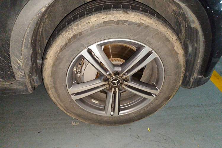 Used Mercedes-Benz GLC 2021 GLC 260 L 4MATIC Dynamic Edition Right Front Wheel Hub