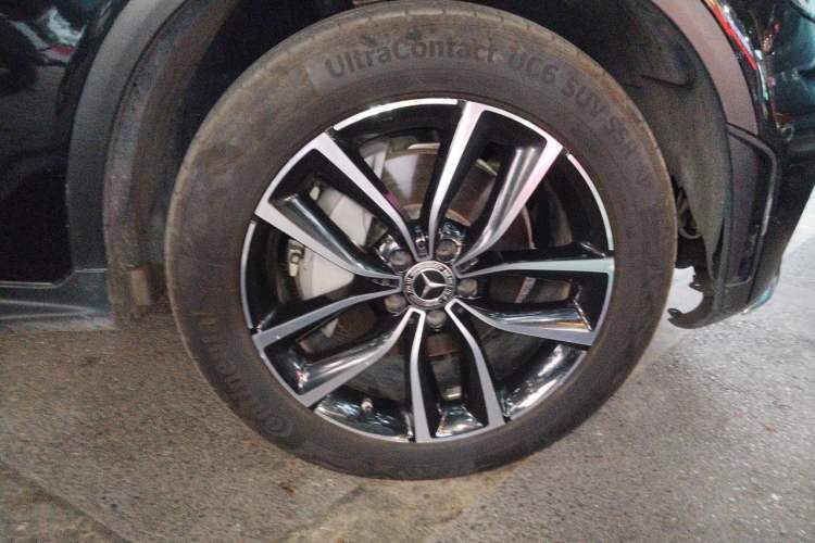 Used Mercedes-Benz GLC 2021 GLC 300 L 4MATIC Dynamic Model Right Front Wheel Hub