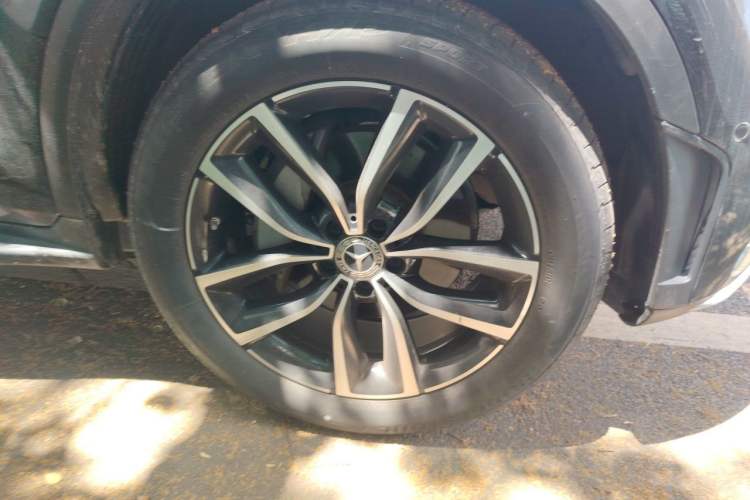Used Mercedes-Benz GLC 2021 GLC 300 L 4MATIC Dynamic Model Right Front Wheel Hub