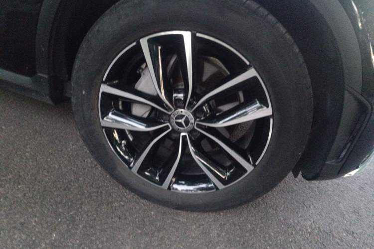 Used Mercedes-Benz GLC 2021 GLC 260 L 4MATIC Luxury Model Right Front Wheel Hub