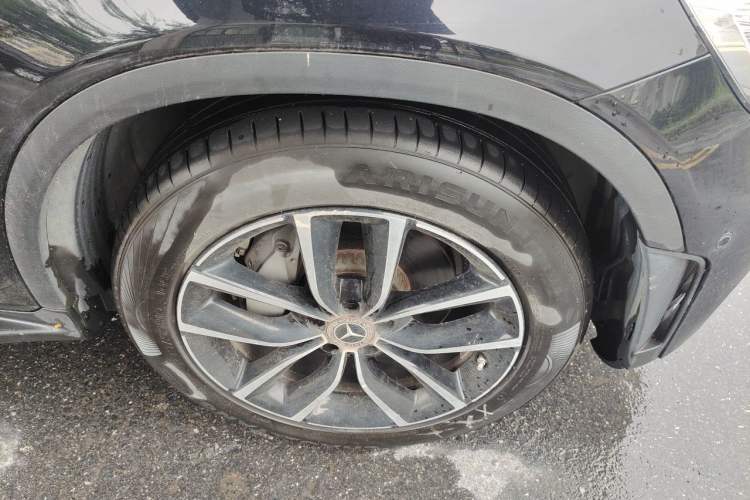 Used Mercedes-Benz GLC 2021 GLC 300 L 4MATIC Dynamic Model Right Front Wheel Hub